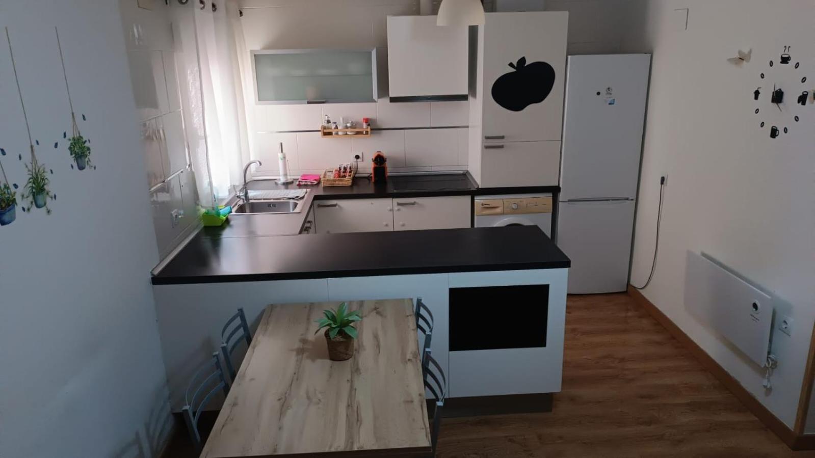 Apartamento Parque Sur De إيّين المظهر الخارجي الصورة